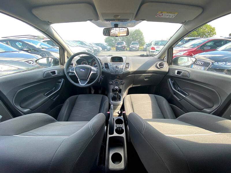 FORD FIESTA VI 1.25 82 TREND