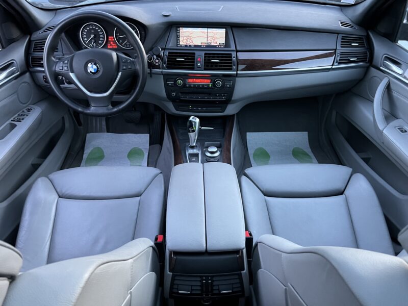 BMW X5 E70 30D 3.0 6 CYLINDRES 235 XDRIVE 1ERE MAIN 83 300 Kms TOIT OUVRANT ATTELAGE - Garantie1an