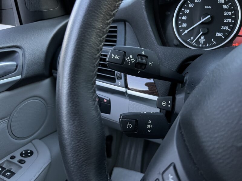 BMW X5 E70 30D 3.0 6 CYLINDRES 235 XDRIVE 1ERE MAIN 83 300 Kms TOIT OUVRANT ATTELAGE - Garantie1an