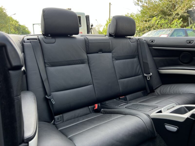 BMW SERIE 3 E93 CABRIOLET 330D 3.0. 6 CYLINDRES 231 PACK M SPORT / CUIR GPS BLUETOOTH - Garantie1an