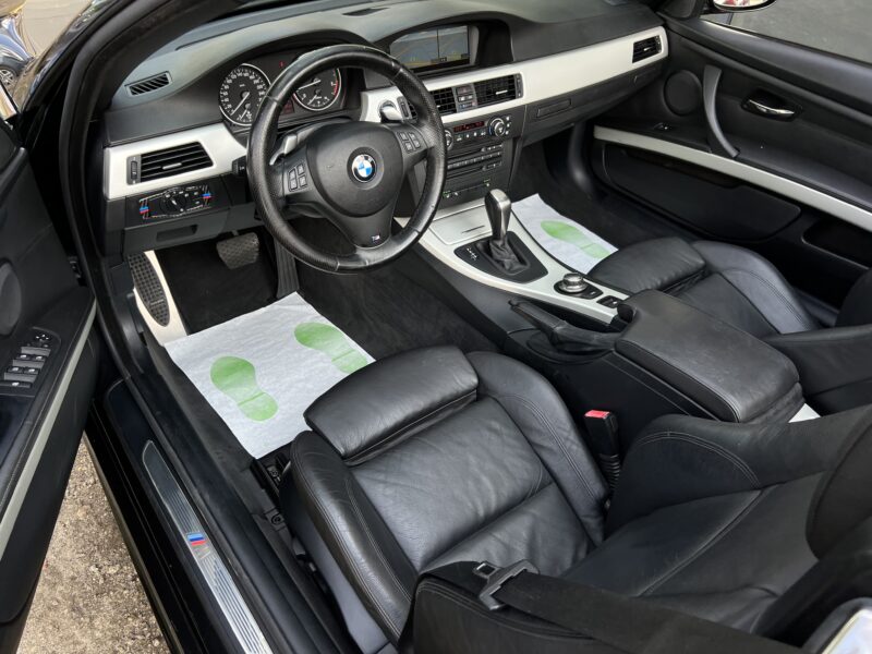 BMW SERIE 3 E93 CABRIOLET 330D 3.0. 6 CYLINDRES 231 PACK M SPORT / CUIR GPS BLUETOOTH - Garantie1an