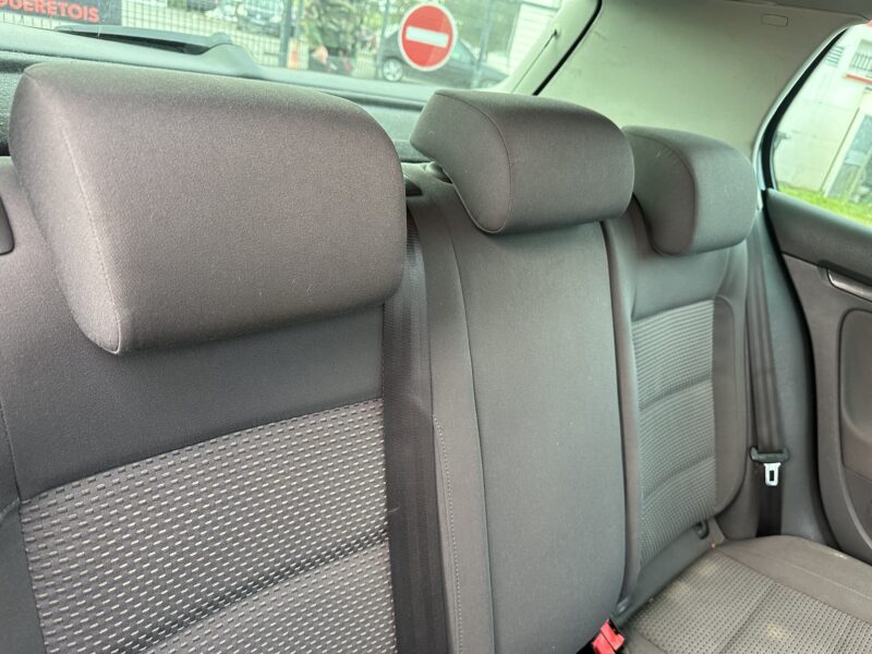 VOLKSWAGEN GOLF V 2008