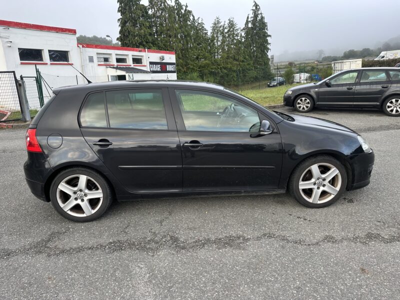 VOLKSWAGEN GOLF V 2008