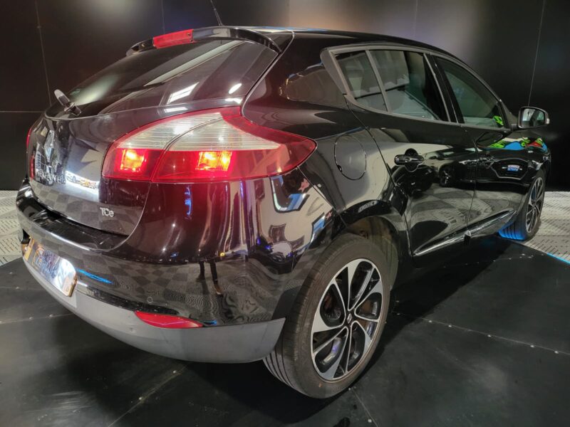 RENAULT MEGANE III 1.2 TCe 130cv Bose EDC 5p // CAMERA DE RECUL/RADAR-AV-AR/R-LINK