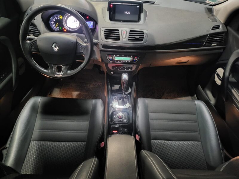 RENAULT MEGANE III 1.2 TCe 130cv Bose EDC 5p // CAMERA DE RECUL/RADAR-AV-AR/R-LINK