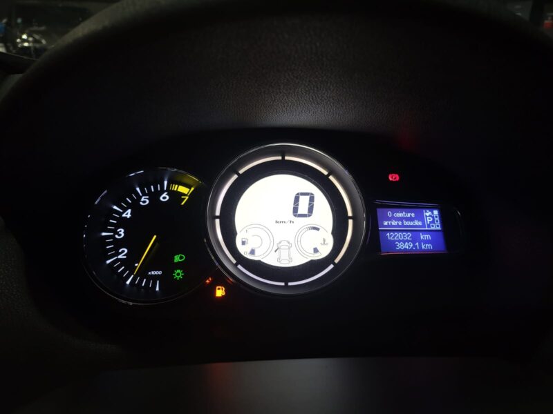 RENAULT MEGANE III 1.2 TCe 130cv Bose EDC 5p // CAMERA DE RECUL/RADAR-AV-AR/R-LINK