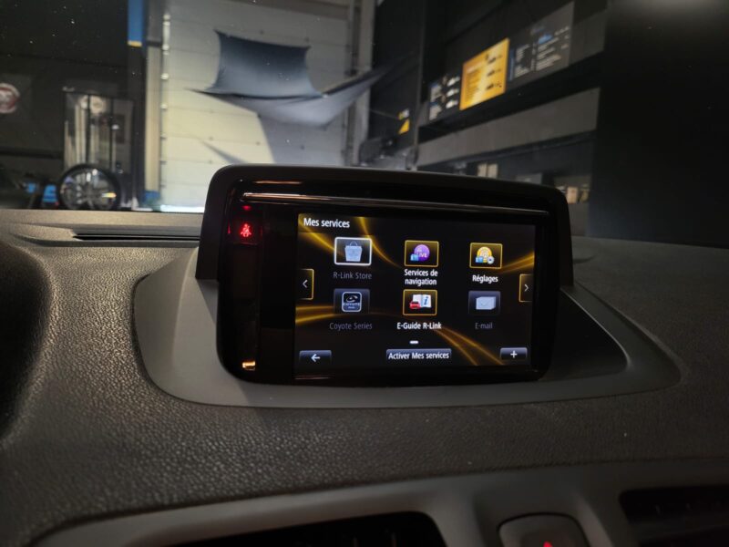 RENAULT MEGANE III 1.2 TCe 130cv Bose EDC 5p // CAMERA DE RECUL/RADAR-AV-AR/R-LINK