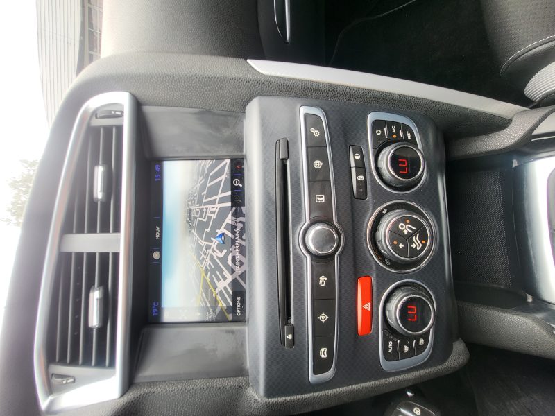 Citroën DS4 blueHDi 120CV S&S SO CHIC 