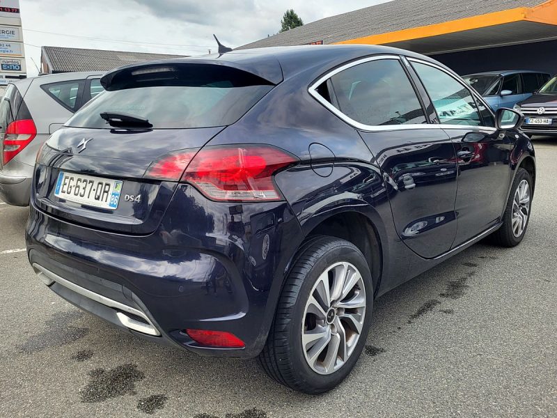 Citroën DS4 blueHDi 120CV S&S SO CHIC 