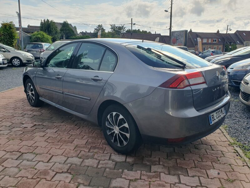 RENAULT LAGUNA III 2011