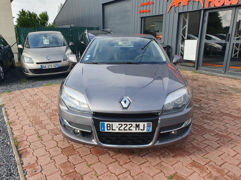 RENAULT LAGUNA III 2011