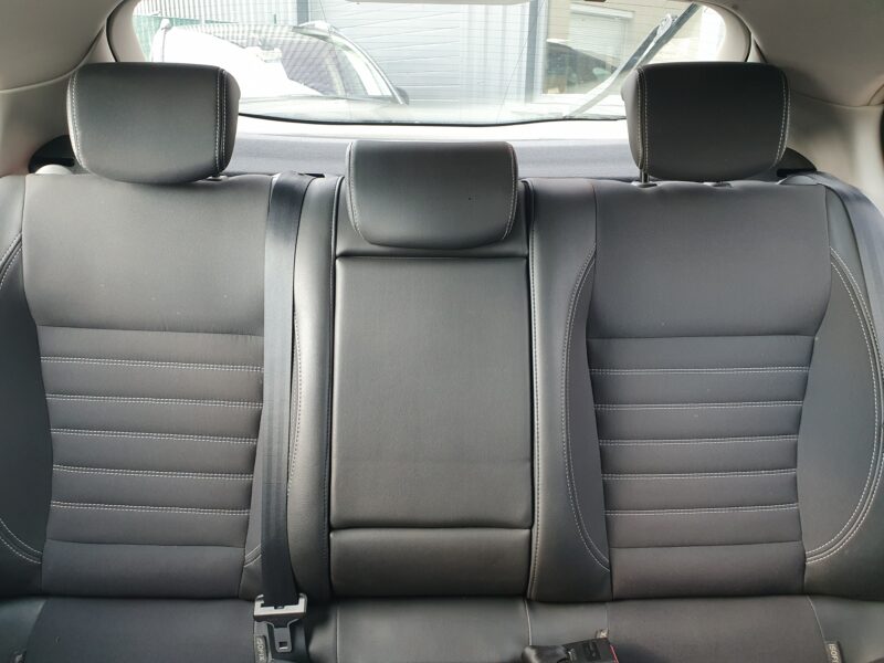 RENAULT LAGUNA III 2011