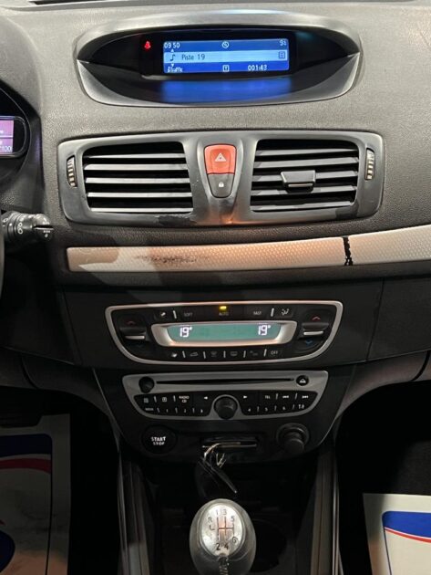 RENAULT MEGANE III Coupé 2011