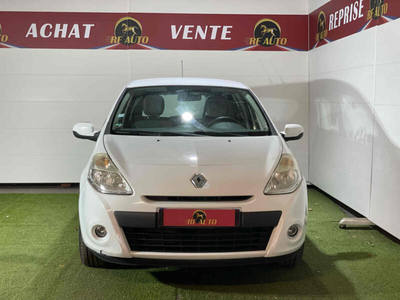 RENAULT CLIO III Phase 2 2010  1.5 dCi 68cv