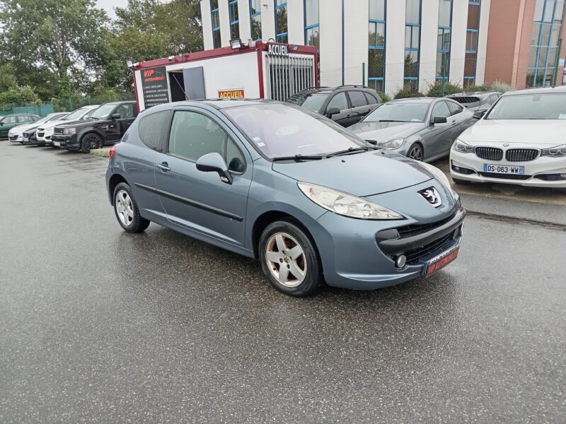 PEUGEOT 207 2006