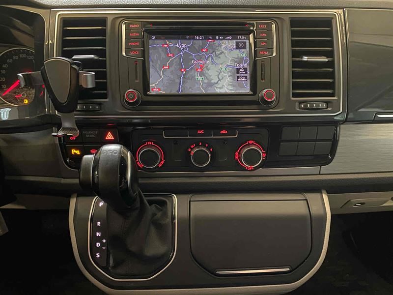 VOLKSWAGEN TRANSPORTER   2019