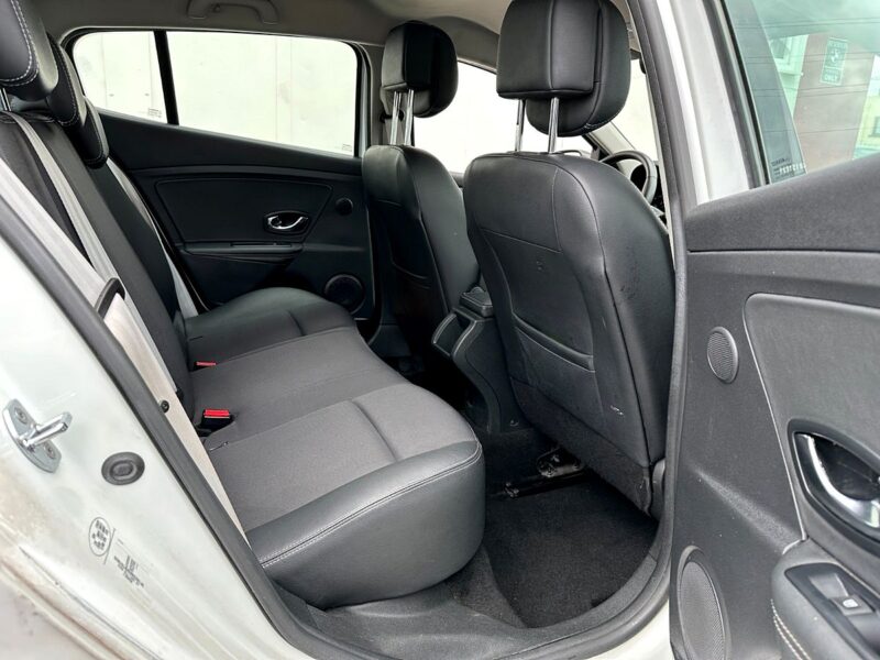 RENAULT MEGANE III 2012