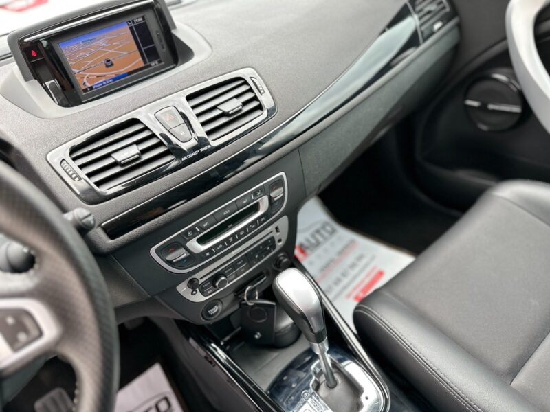 RENAULT MEGANE III 2012