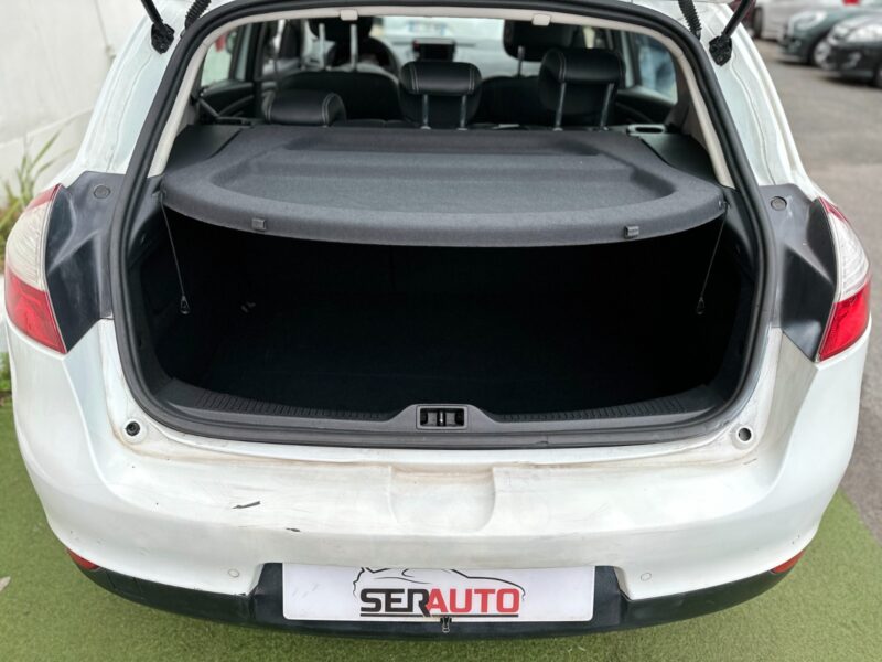 RENAULT MEGANE III 2012