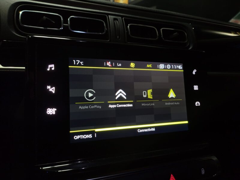 CITROEN C3 III 1.5 BlueHDi 100cv Shine // APPLE CARPLAY/CAMERA DE RECUL/RADAR-AR