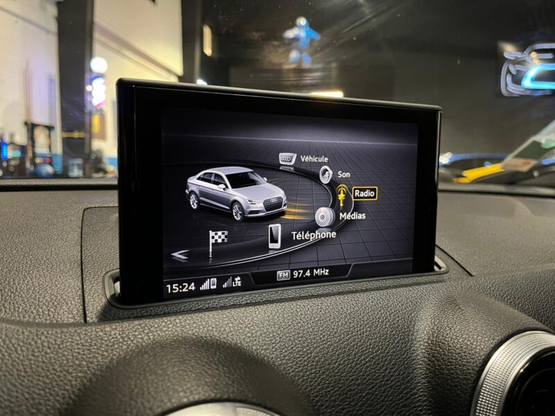 AUDI A3 Berline 1.5 TFSI 150cv S-Line Pak Sport CAMERA / GPS / MEPLAT