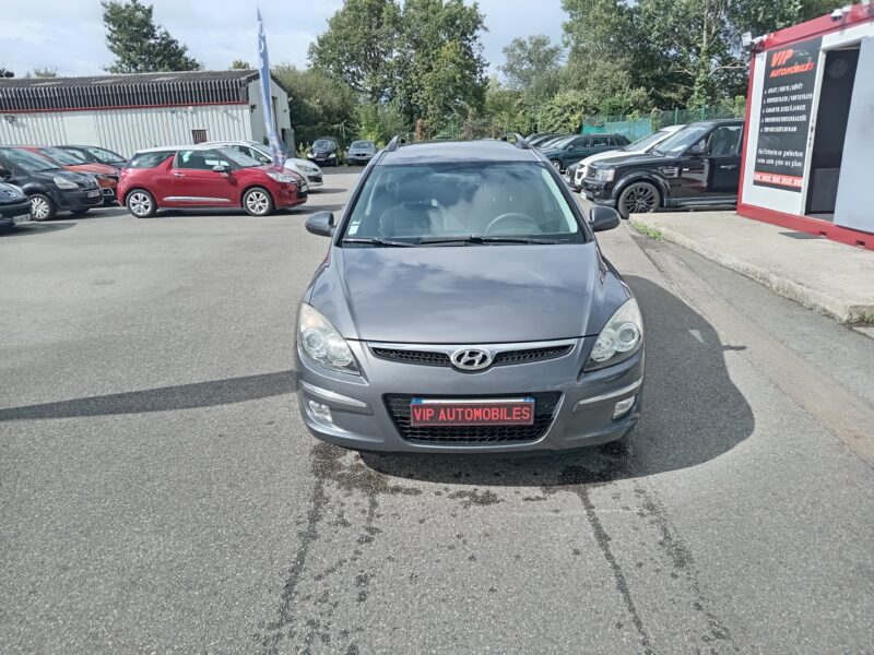HYUNDAI I30 2010