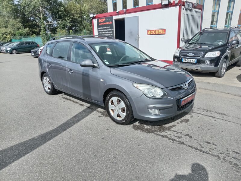 HYUNDAI I30 2010