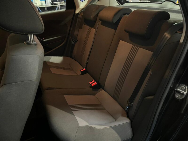 VOLKSWAGEN POLO V 1.2 TSI 90cv Allstar CARPLAY / ECRAN TACTILE / REGULATEUR / RADAR