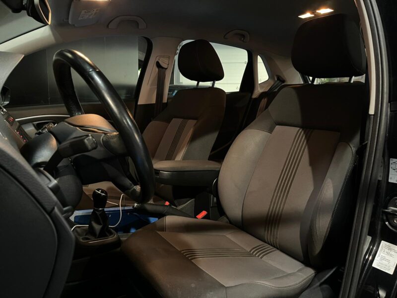 VOLKSWAGEN POLO V 1.2 TSI 90cv Allstar CARPLAY / ECRAN TACTILE / REGULATEUR / RADAR