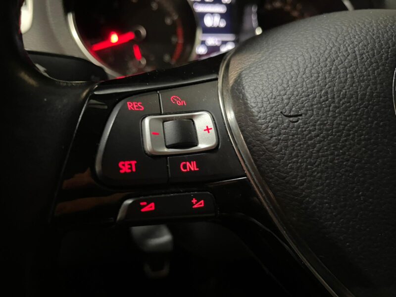 VOLKSWAGEN POLO V 1.2 TSI 90cv Allstar CARPLAY / ECRAN TACTILE / REGULATEUR / RADAR