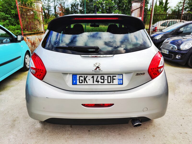 PEUGEOT 208 I 2013