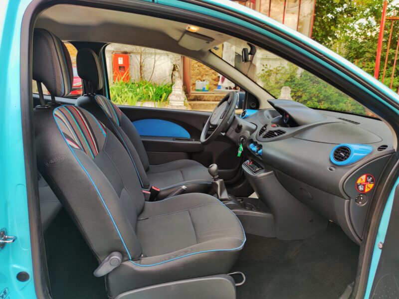 RENAULT TWINGO II 2013