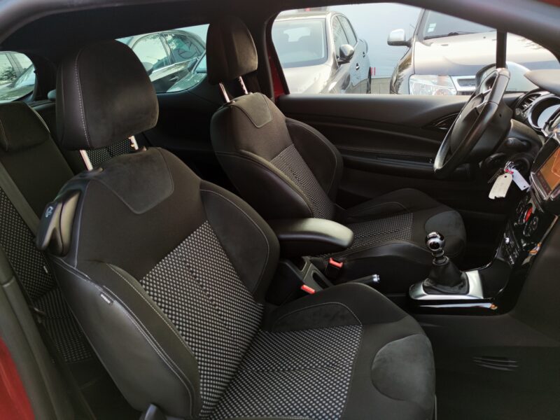 CITROEN DS3 2011
