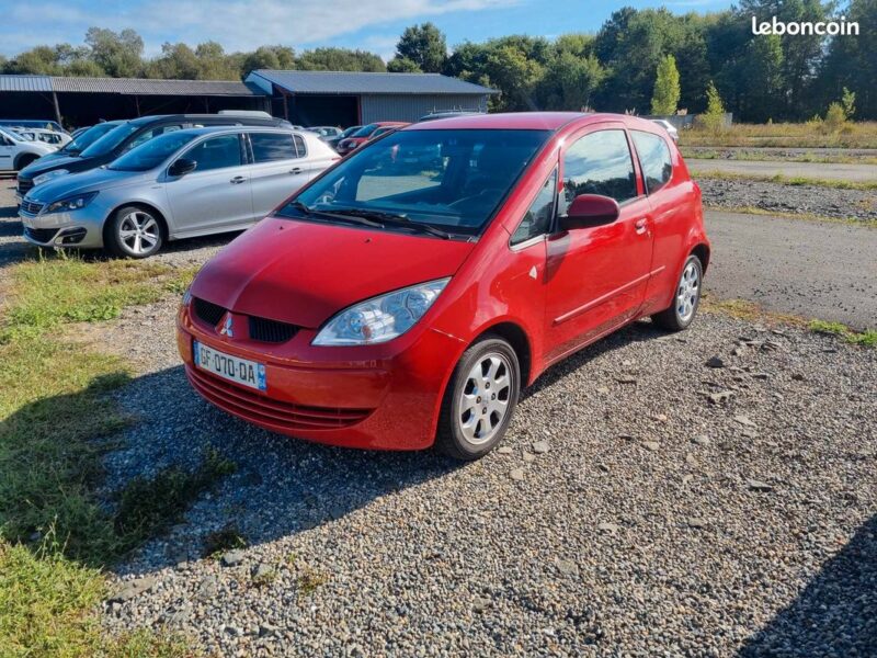 MITSUBISHI COLT VI 2005