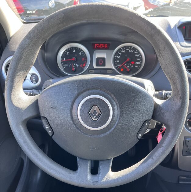 RENAULT CLIO III 2011