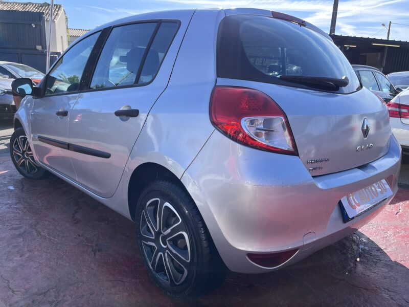 RENAULT CLIO III 2011