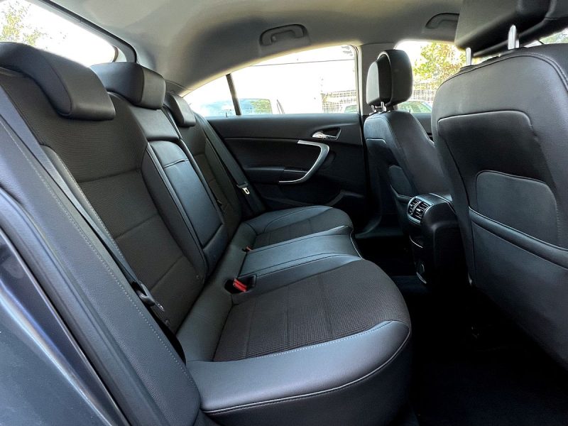 OPEL INSIGNIA BERLINE 1.8 140 Cv COSMO PACK / CRIT AIR 1 - Garantie1an