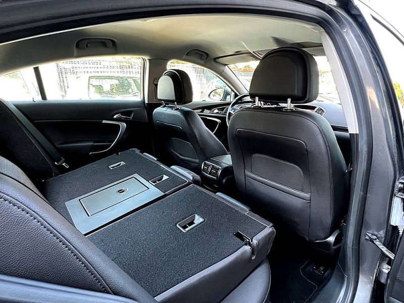 OPEL INSIGNIA BERLINE 1.8 140 Cv COSMO PACK / CRIT AIR 1 - Garantie1an