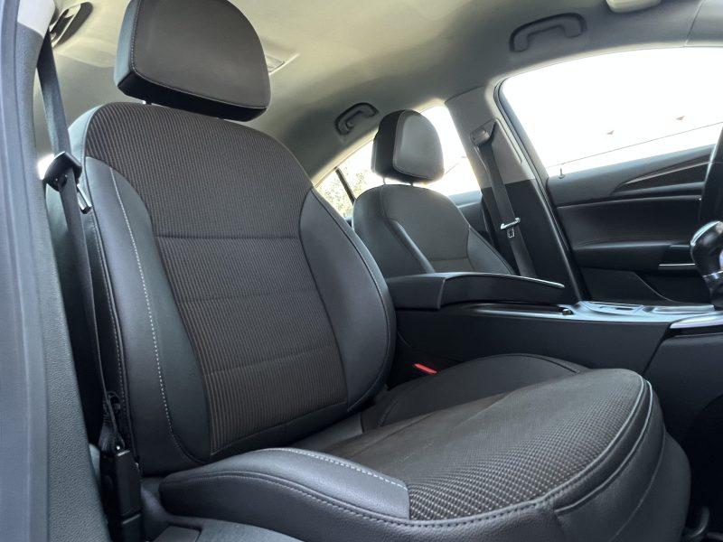 OPEL INSIGNIA BERLINE 1.8 140 Cv COSMO PACK / CRIT AIR 1 - Garantie1an