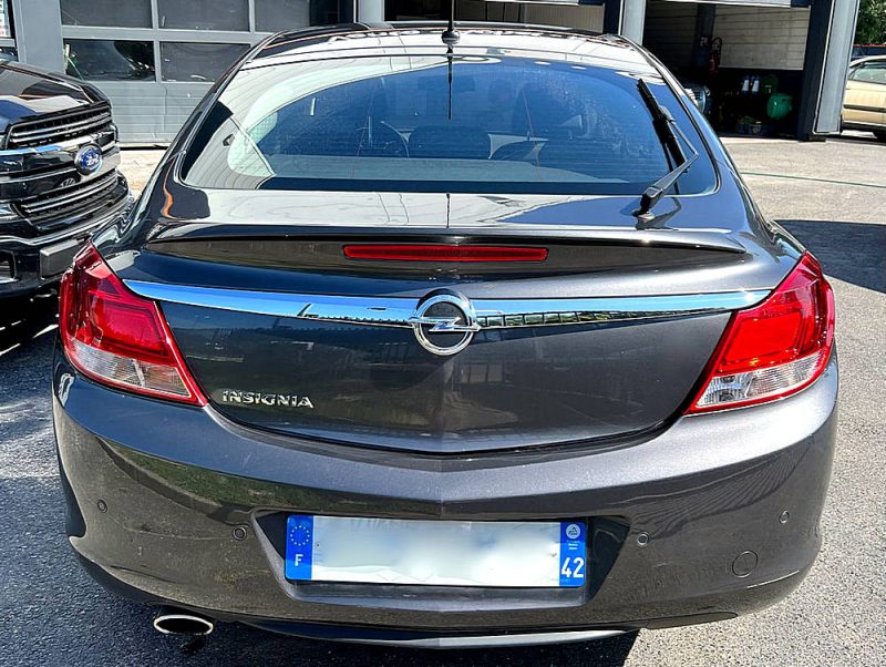 OPEL INSIGNIA BERLINE 1.8 140 Cv COSMO PACK / CRIT AIR 1 - Garantie1an