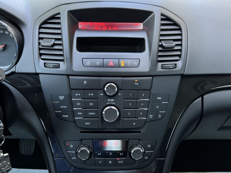 OPEL INSIGNIA BERLINE 1.8 140 Cv COSMO PACK / CRIT AIR 1 - Garantie1an