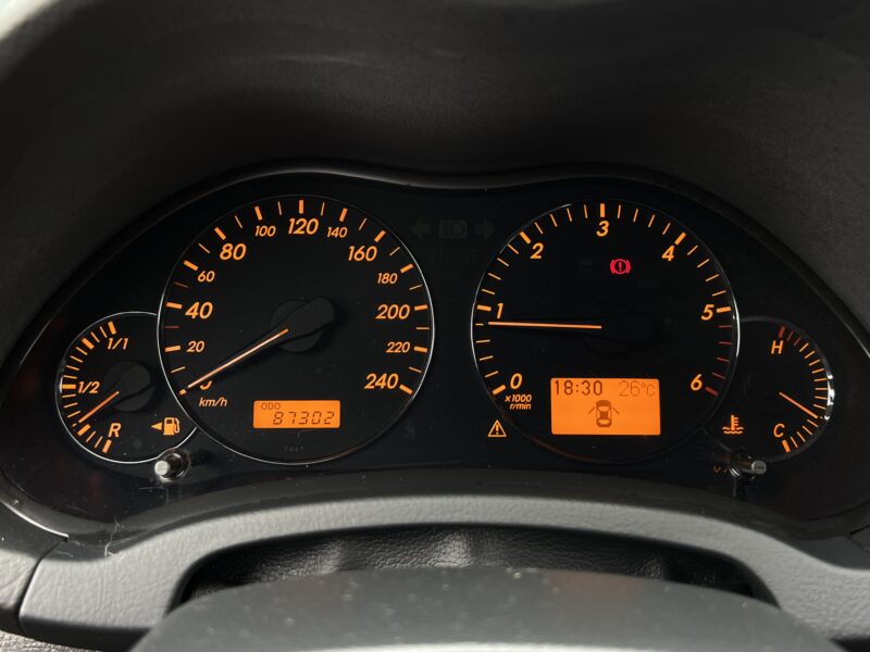 TOYOTA AVENSIS II PHASE 2 2.0 D-4D 126 Cv 1ERE MAIN 87 200 Kms BVM6 / GPS REGULATEUR - Garantie1an