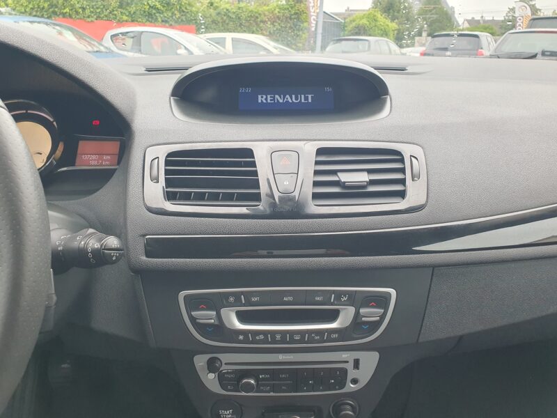 RENAULT MEGANE III Coupé 2012