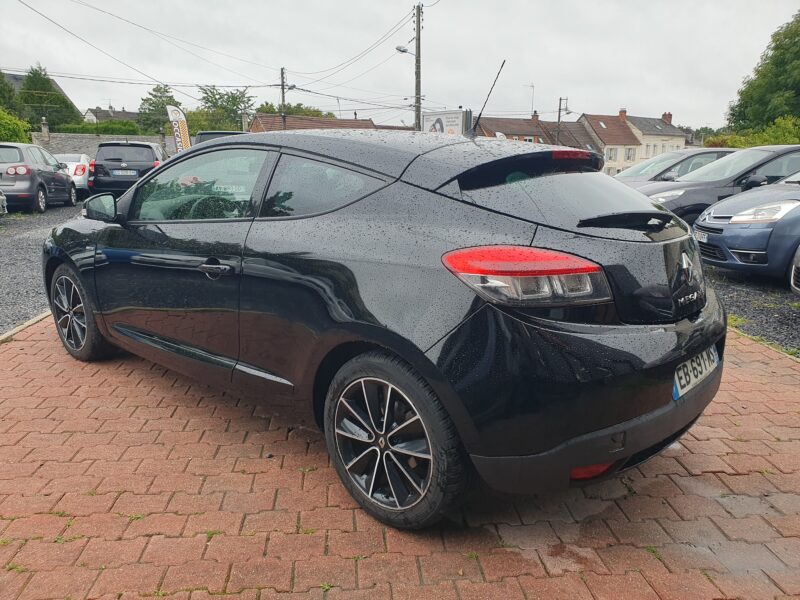 RENAULT MEGANE III Coupé 2012