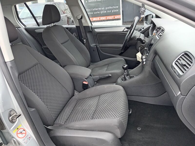 VOLKSWAGEN GOLF VI 2010