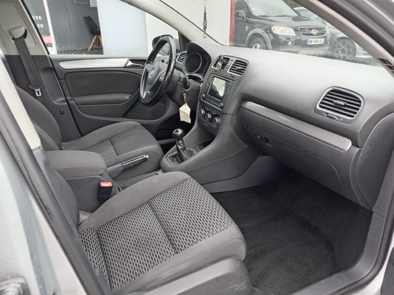 VOLKSWAGEN GOLF VI 2010