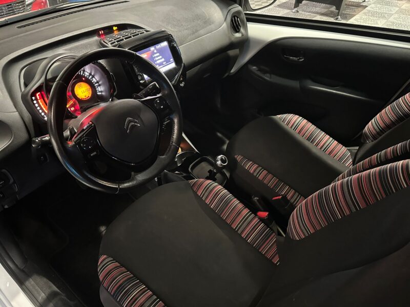 1.0 VTi  72 cv SHINE/ CARPLAY / CAMERA AR / CLIMATISATION