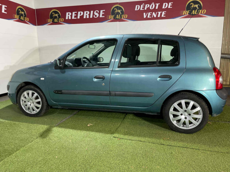 RENAULT CLIO II 2004 1.4 98cv