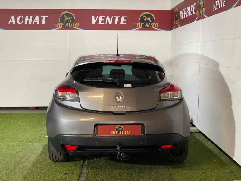 RENAULT MEGANE III Coupé 2010 1.5 dCi 110cv