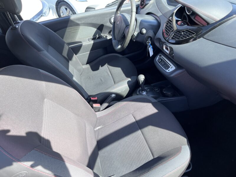 RENAULT TWINGO II 2013